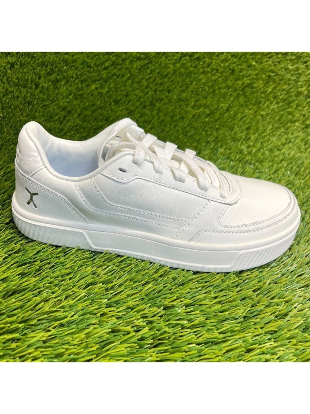 Flux Footwear Adapt Leather Trainer Womens Size 7 White Athletic Shoes Sneakers
